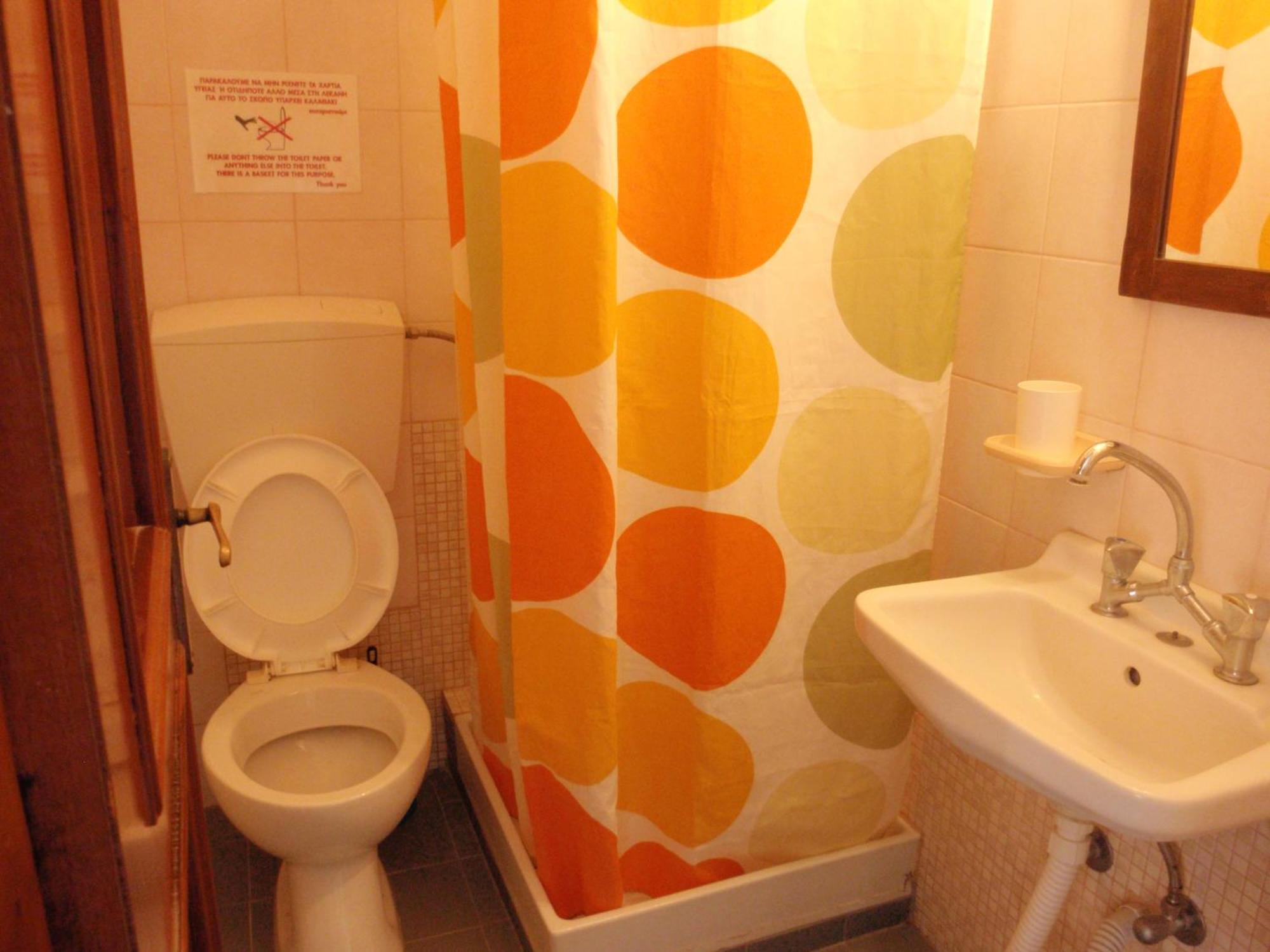 Vazakas Rooms Mytilíni Exterior foto
